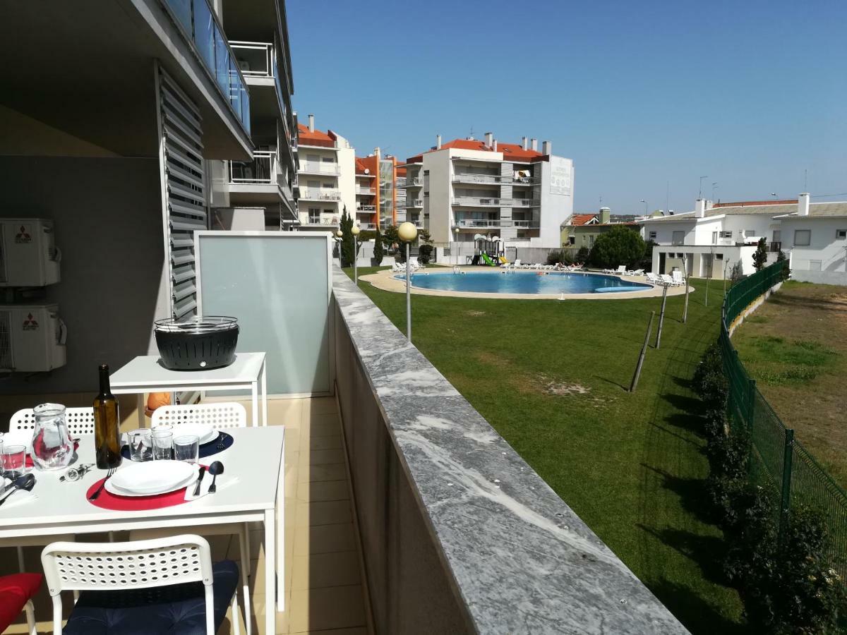 Apartamento Bayside - Sao Martinho Do Porto Exterior photo